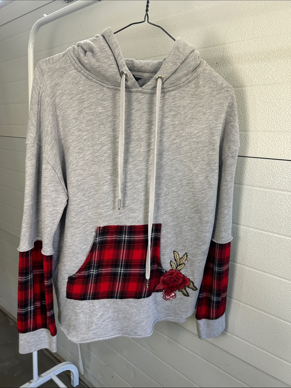 Buffalo David Bitton Gray Hoodie Sweater with Red Plaid Pocket & Sleeve Accents